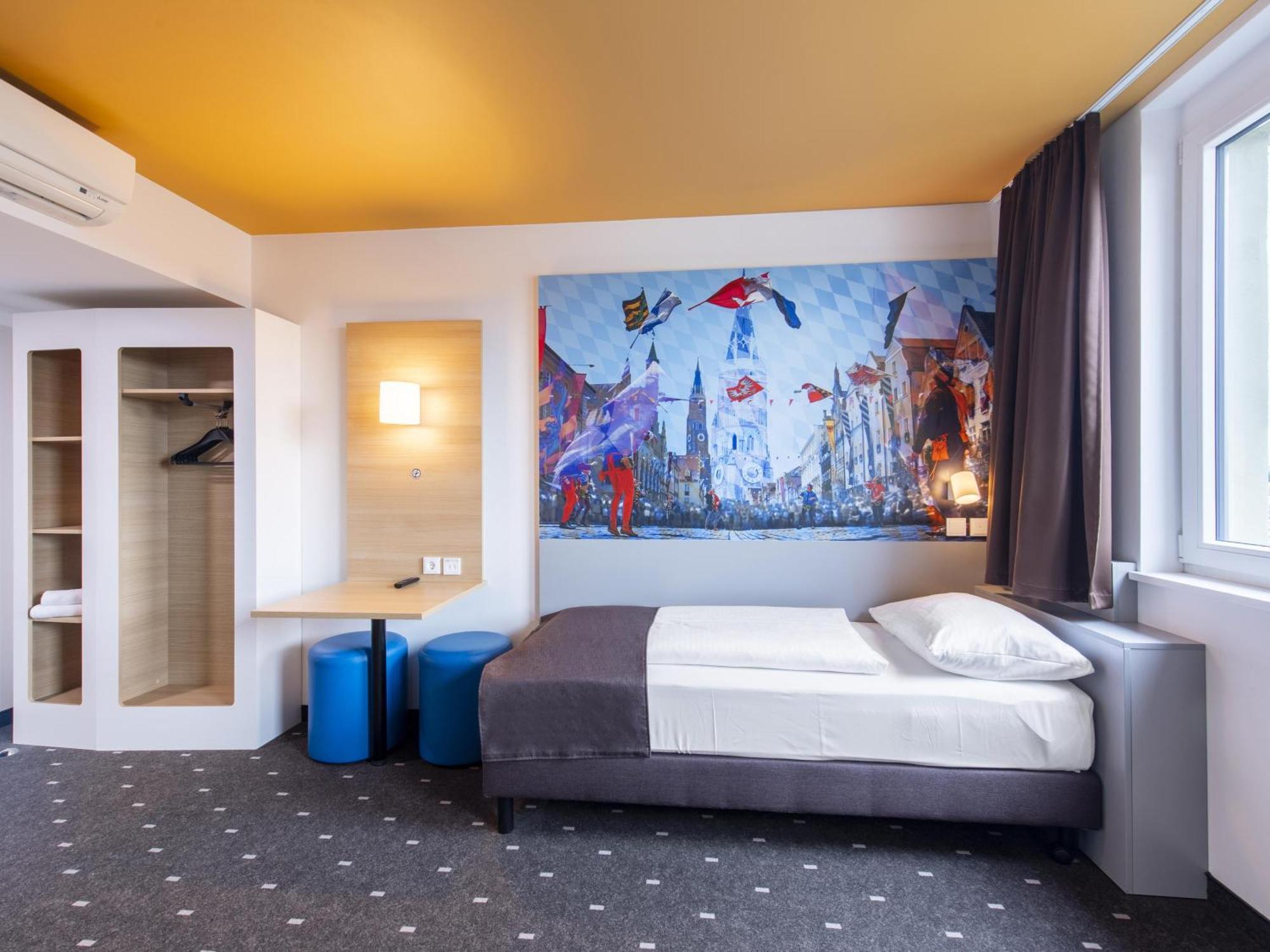 B&B Hotel לנדשט מראה חיצוני תמונה