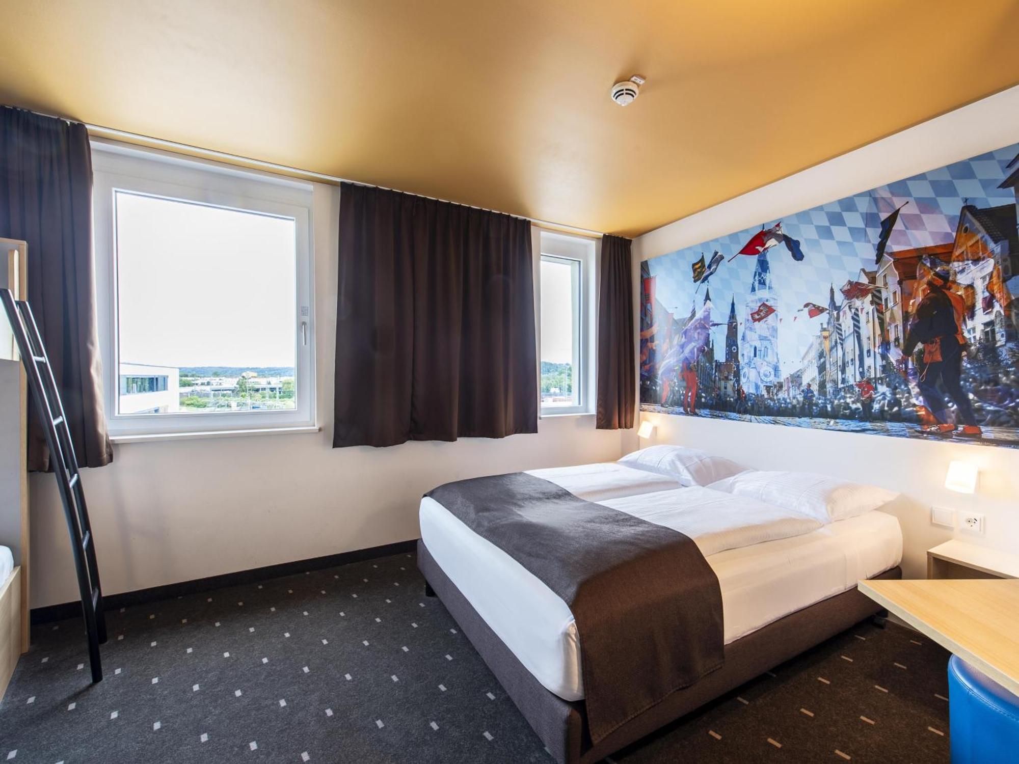 B&B Hotel לנדשט מראה חיצוני תמונה