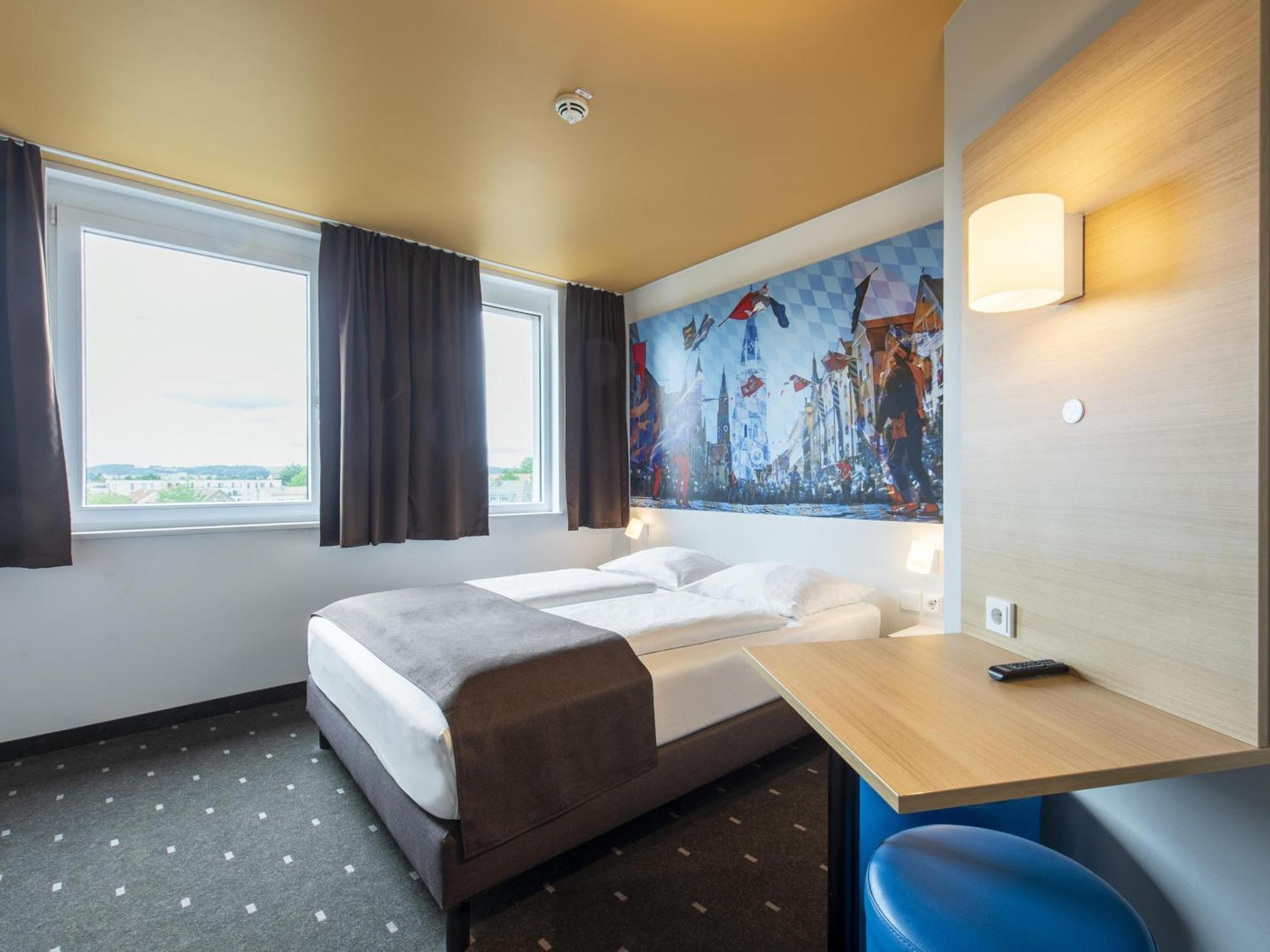 B&B Hotel לנדשט מראה חיצוני תמונה