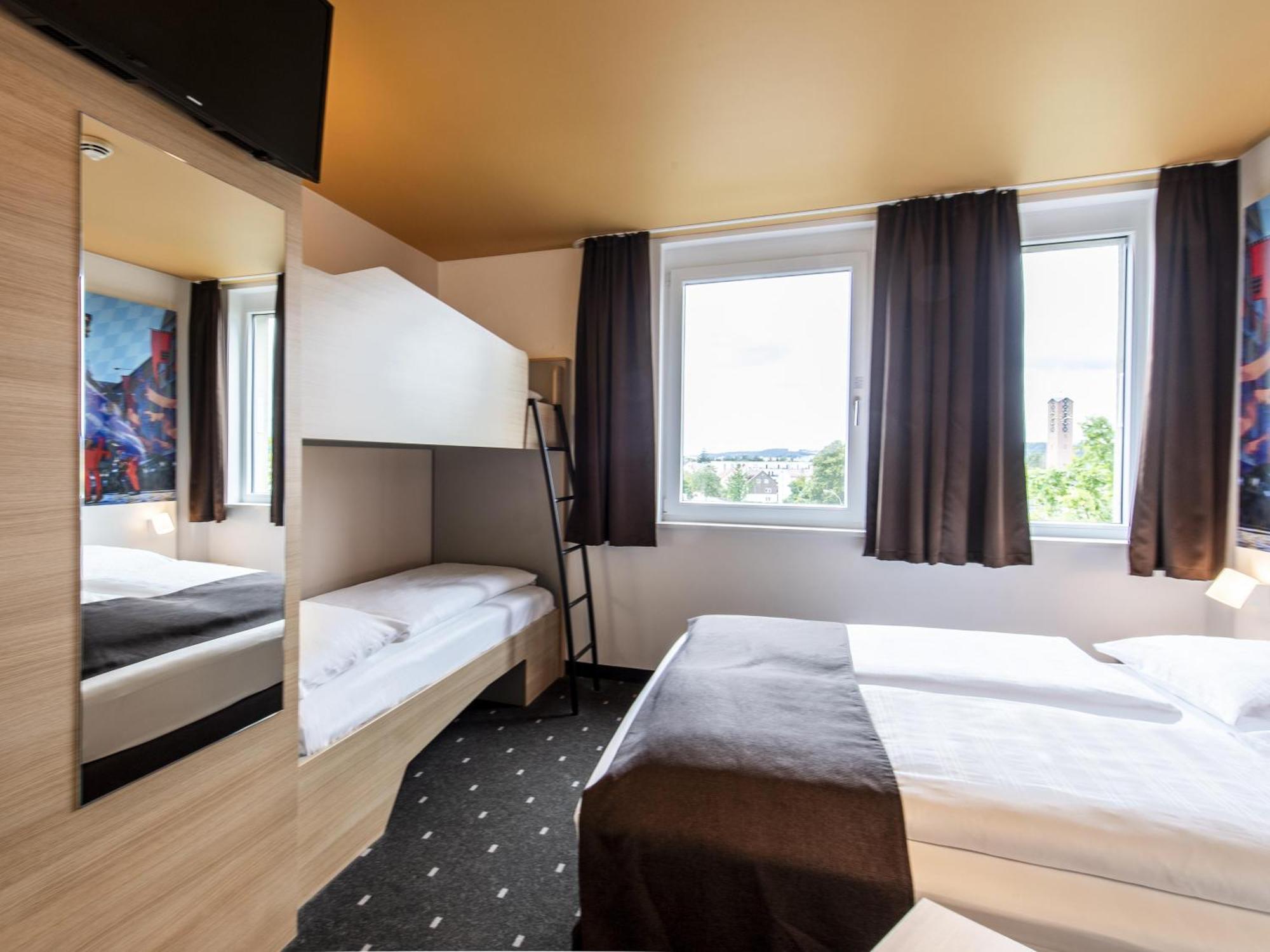 B&B Hotel לנדשט מראה חיצוני תמונה